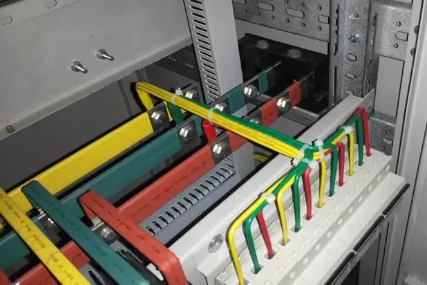 低压开关柜铜排用量计算