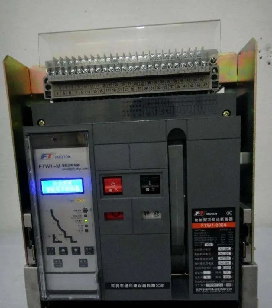 低压断路器短路保护定值整定